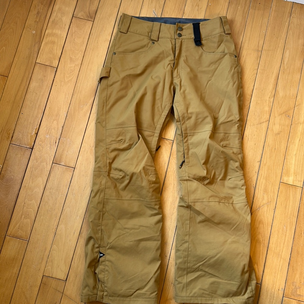 Women’s Dakine Snowboarding Pants